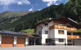 Ferienwohnung Sturm Pitztal